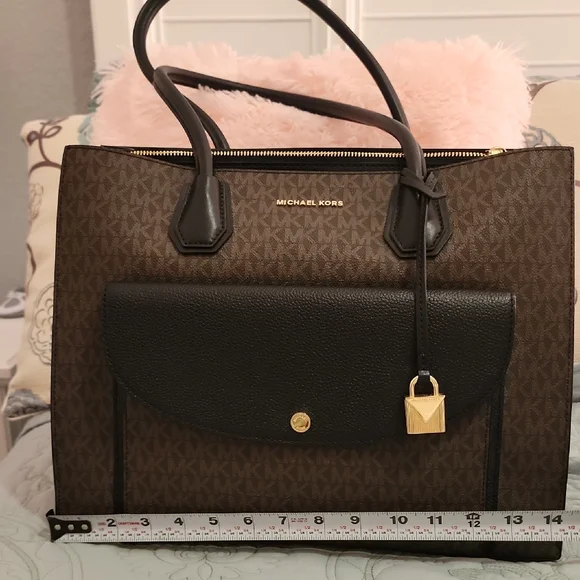 MICHAEL KORS Iconic logo Brown and Black Tote - Picture 7 of 9